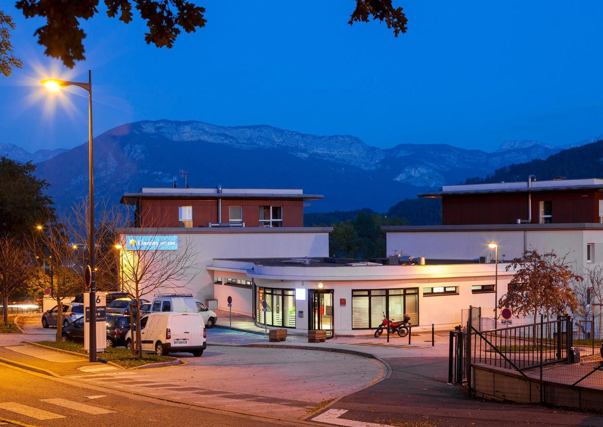Zenitude Hôtel-Résidences Les Hauts d'Annecy Exterior foto